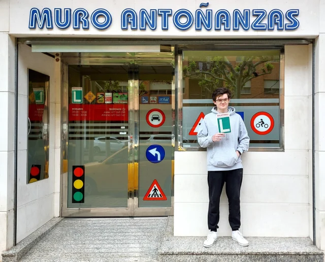 Enhorabuena @tfmxmlg 
Todo un profesional al volante. Máquina sobre las 4 ruedas... a quemar rueda! Te lo mereces CRACK
Un adevărat campion la volan
#carnetdeconducir #campeon #autoescuela #calahorra #conductor #larioja #dgt #autoecole #drivingschool #rijschool #scuolaguida